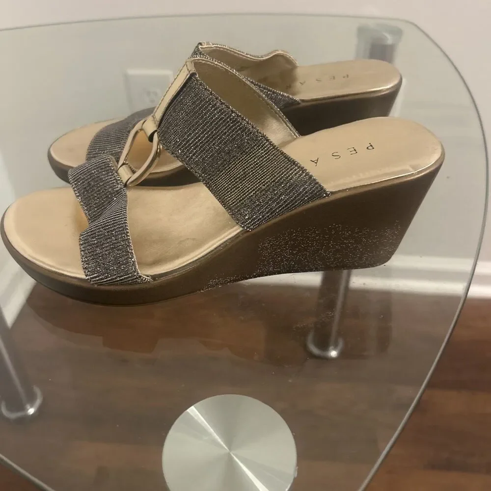 Pesáro Gold & Silver Platform Sandals Women’s, Sz 6